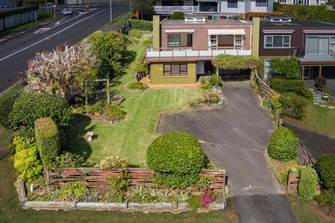 Photo of property in 4 Evelyn Road, Cockle Bay, Auckland, 2014