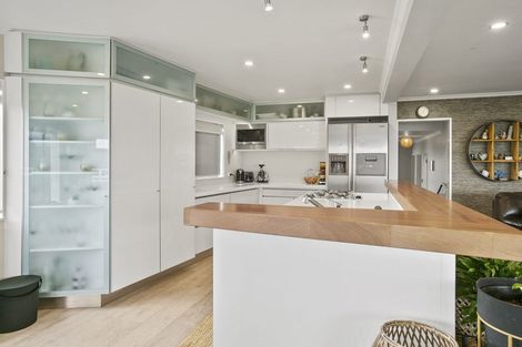 Photo of property in 3/23a Hamblyn Street, Strandon, New Plymouth, 4312