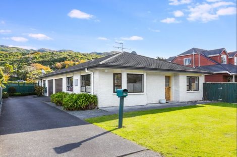 Photo of property in 39a Findlay Street, Tawa, Wellington, 5028
