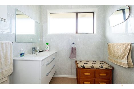 Photo of property in 35 Innes Street, Waimate, 7924