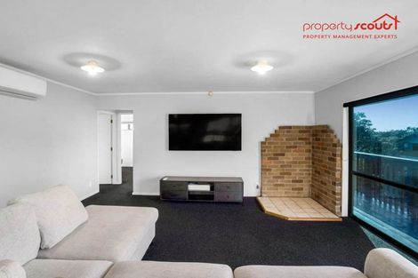 Photo of property in 59 Reynella Drive, Massey, Auckland, 0614