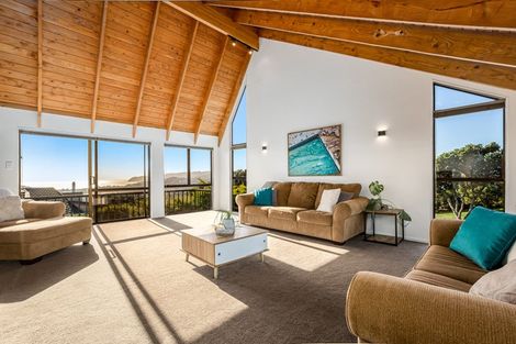 Photo of property in 22 Mercury Way, Whitby, Porirua, 5024