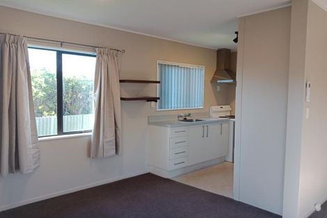 Photo of property in 2/61 Wakefield Street, Alicetown, Lower Hutt, 5010