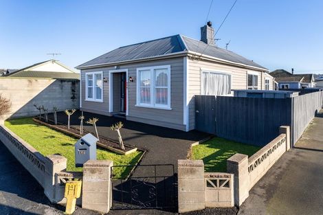 Photo of property in 196 Oxford Street, South Dunedin, Dunedin, 9012
