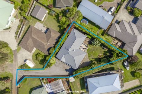 Photo of property in 37 Clarks Beach Road, Clarks Beach, 2122