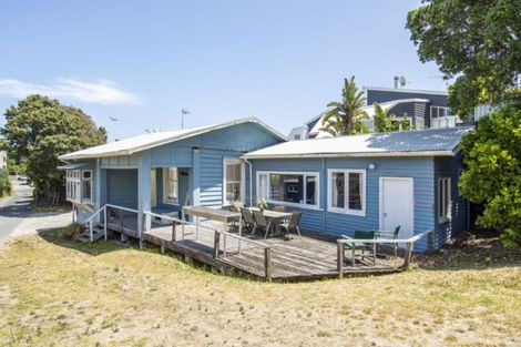 Photo of property in 355a Oceanbeach Road, Mount Maunganui, 3116