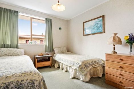 Photo of property in 133 Matipo Road, Te Atatu Peninsula, Auckland, 0610