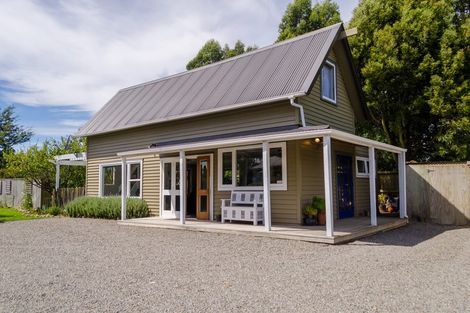 Photo of property in 77 Brooklyn Road, Carterton, 5713