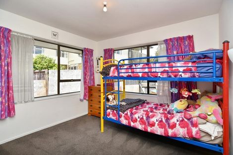 Photo of property in 12 Mayo Place, Belfast, Christchurch, 8051