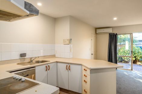 Photo of property in 126 Clarence Street, Riccarton, Christchurch, 8011