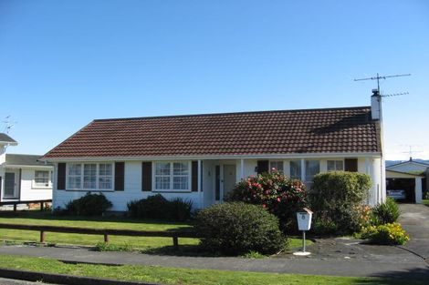 Photo of property in 8 Fairbrother Street, Carterton, 5713