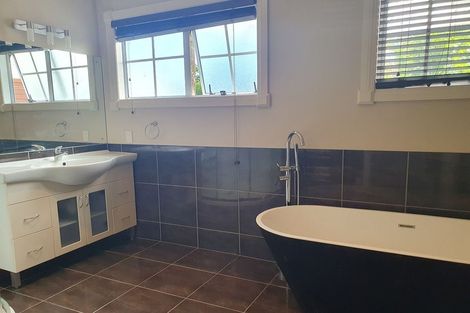 Photo of property in 5 Victor Street, Avondale, Auckland, 1026