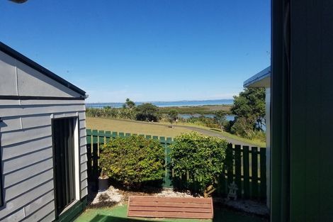 Photo of property in 97 Burundi Avenue, Clendon Park, Auckland, 2103