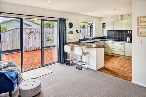 Photo of property in 57a Albatross Close, Whitby, Porirua, 5024