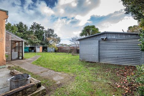 Photo of property in 22 Mckenzie Street, Levin, 5510