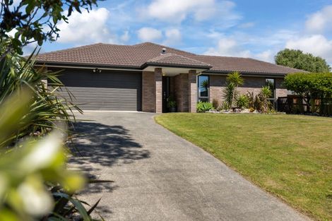Photo of property in 1 Simpson Crescent, Raumati Beach, Paraparaumu, 5032