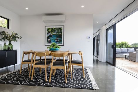 Photo of property in 8 Orite Drive, Welbourn, New Plymouth, 4310