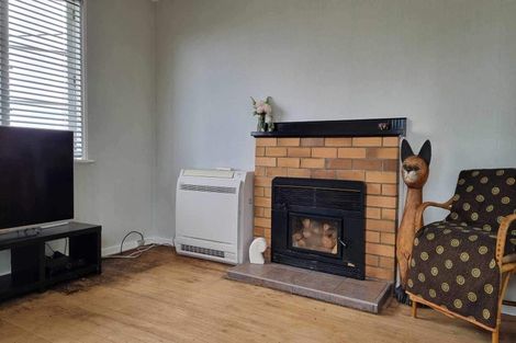 Photo of property in 4 Cemetery Road, Tapanui, 9522