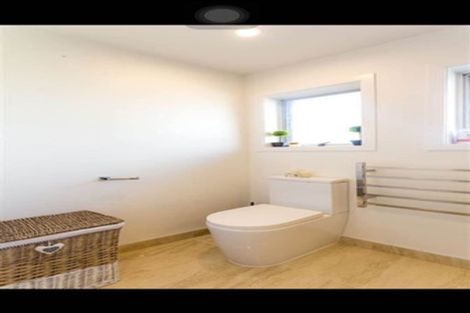 Photo of property in 2/40 Miro Street, New Lynn, Auckland, 0600