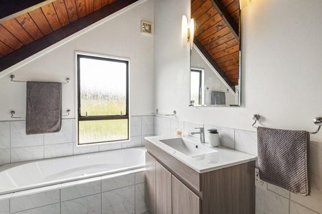 Photo of property in 2/38 Gatman Street, Birkdale, Auckland, 0626