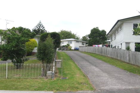 Photo of property in 23 Aplin Place, Birkdale, Auckland, 0626