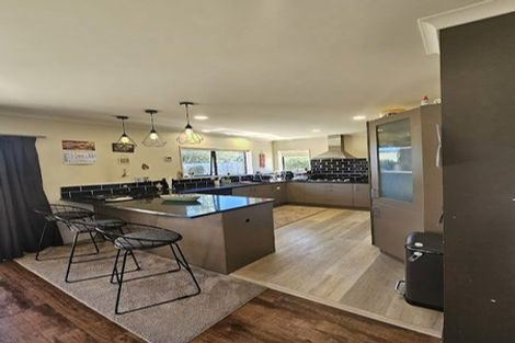 Photo of property in 17 Consort Close, Paraparaumu Beach, Paraparaumu, 5032