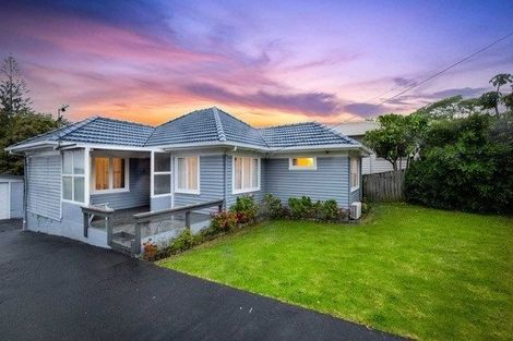 Photo of property in 58 Royal Road, Massey, Auckland, 0614