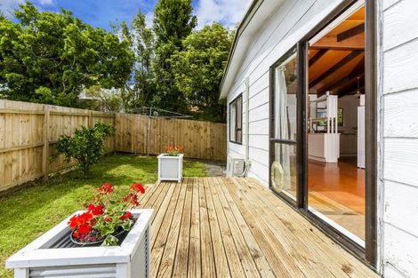 Photo of property in 1/65 Stanley Road, Glenfield, Auckland, 0629