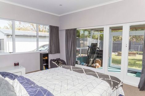 Photo of property in 16 Ruahine Street, Dannevirke, 4930