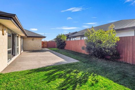 Photo of property in 11 Hubbard Street, Wigram, Christchurch, 8042