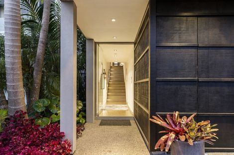 Photo of property in 21 West End Road, Herne Bay, Auckland, 1022