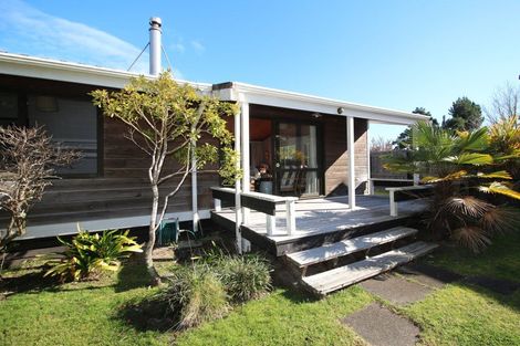 Photo of property in 107 Kenwood Drive, Matarangi, Whitianga, 3592