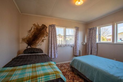 Photo of property in 50 Pitt Street, Raetihi, 4632