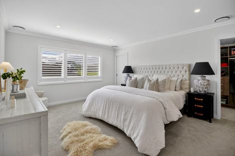 Photo of property in 27 St Michaels Avenue, Point Chevalier, Auckland, 1022