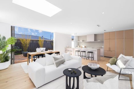 Photo of property in 3 Wiggins Street, Sumner, Christchurch, 8081