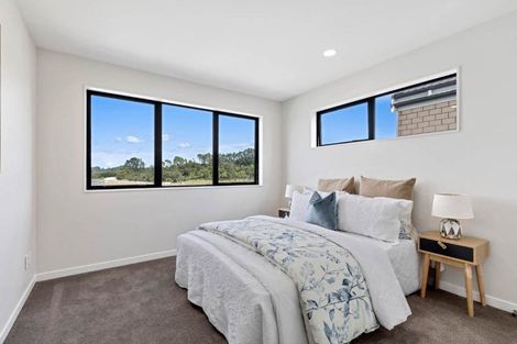 Photo of property in 47 Sunnyheights Road, Orewa, 0931