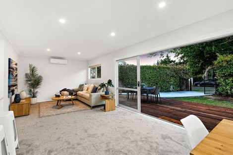 Photo of property in 34 Glengarry Avenue, Manly, Whangaparaoa, 0930