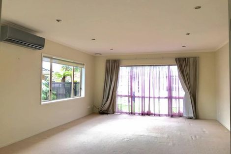 Photo of property in 3 Stornaway Drive, Flat Bush, Auckland, 2016