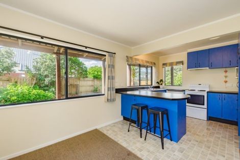 Photo of property in 147 Field Way, Waikanae Beach, Waikanae, 5036