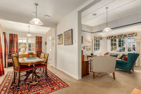 Photo of property in 10 Kowhai Street, Eastbourne, Lower Hutt, 5013