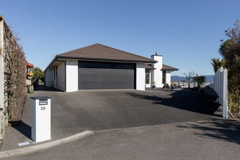 Photo of property in 35 Holyoake Terrace, Omokoroa, 3114