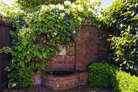 Photo of property in 10 Weka Street, Fendalton, Christchurch, 8041