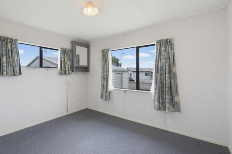 Photo of property in 23 Douglas Street, Levin, 5510
