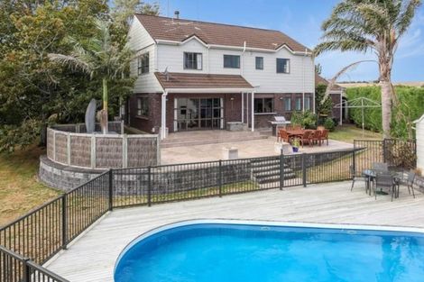 Photo of property in 112 Valley Road, Pukekohe, 2120