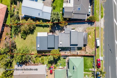 Photo of property in 1/612 Beach Road, Browns Bay, Auckland, 0630