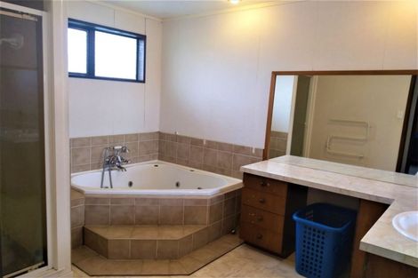 Photo of property in 37 Patumahoe Road, Patumahoe, Pukekohe, 2679