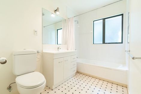 Photo of property in 298 Park Road, Hokowhitu, Palmerston North, 4410