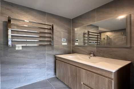 Photo of property in 2/205 Sunnynook Road, Wairau Valley, Auckland, 0627