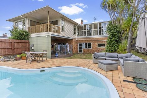 Photo of property in 71 Jaemont Avenue, Te Atatu South, Auckland, 0610