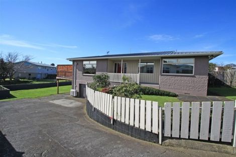 Photo of property in 32 Sole Avenue, Bell Block, New Plymouth, 4312